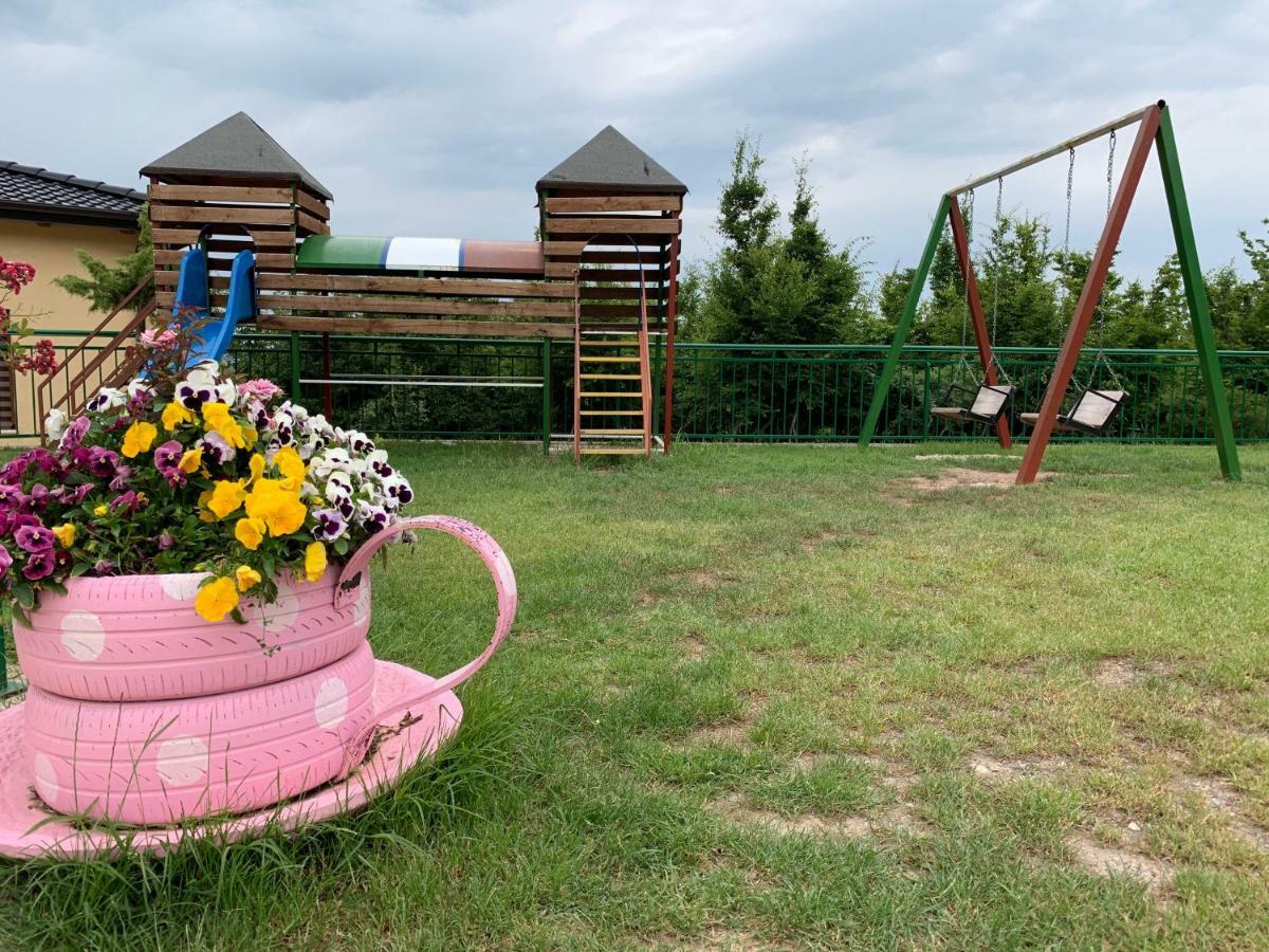 Hani I Leks Agroturizem Lezhë エクステリア 写真